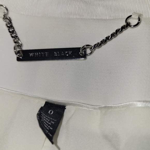 Elegant White Double-Breasted Women's Blazer White Black - Picture 7 of 14